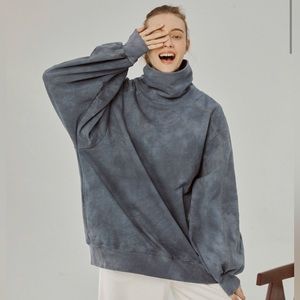 NAP boxy turtleneck sweatshirt
